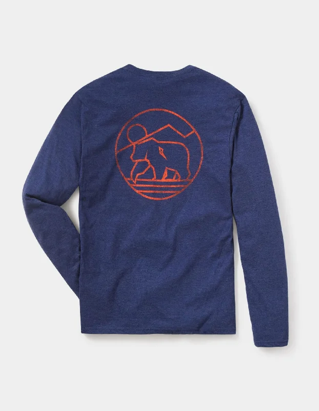 Mountain Bear Long Sleeve T-Shirt in Navy