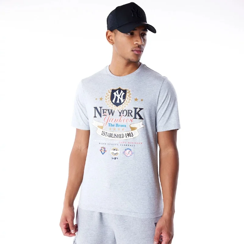 New York Yankees MLB Badge Graphic Grey T-Shirt