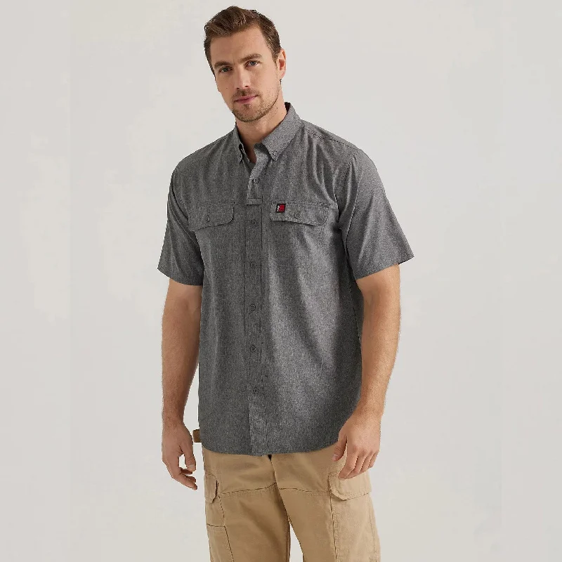 Wrangler® RIGGS® Men's Lightweight Moisture-Wicking Short Sleeve Work Shirt